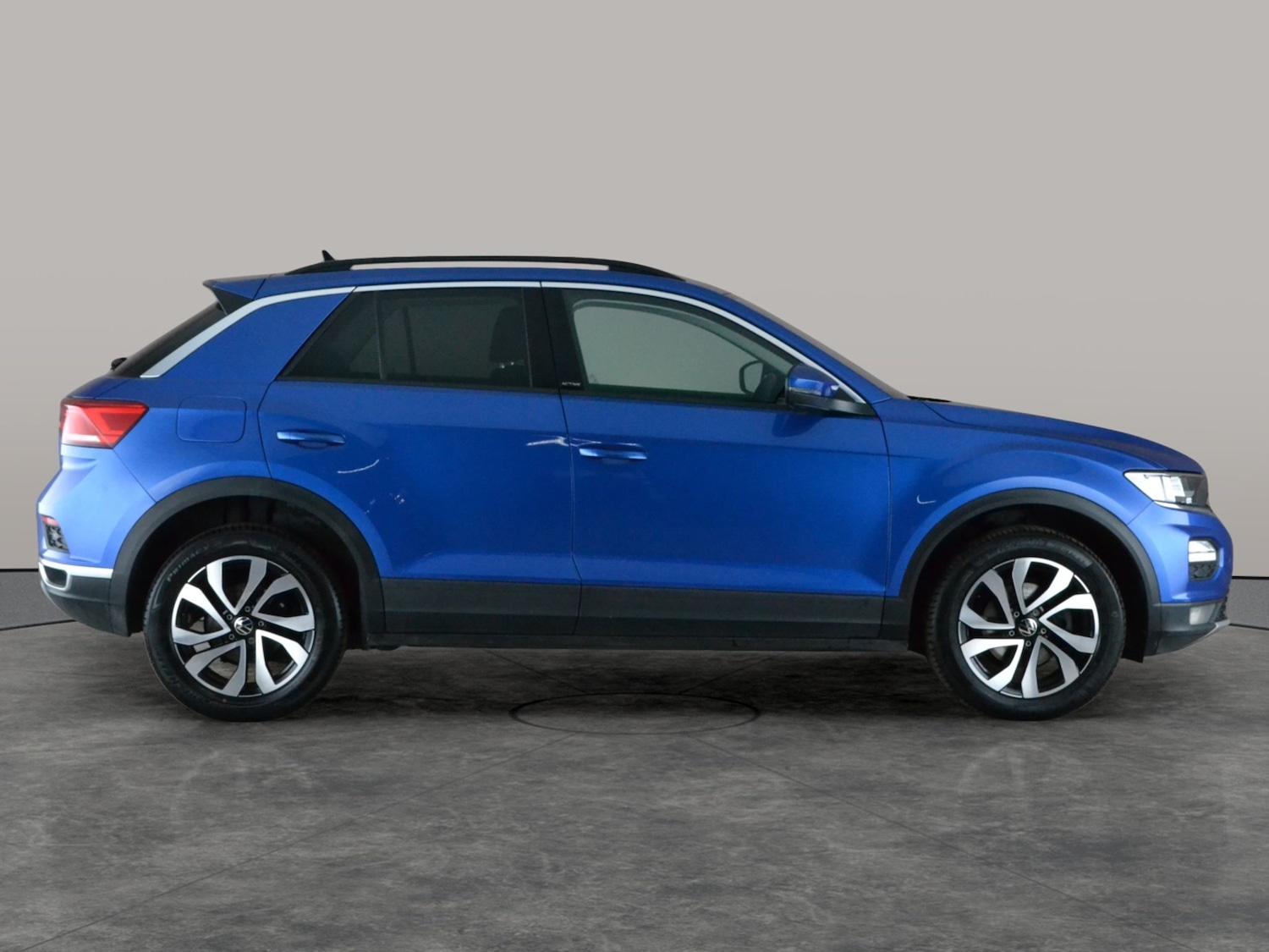 Used Volkswagen T-Roc 2022 for sale - 77778282: Photo 9