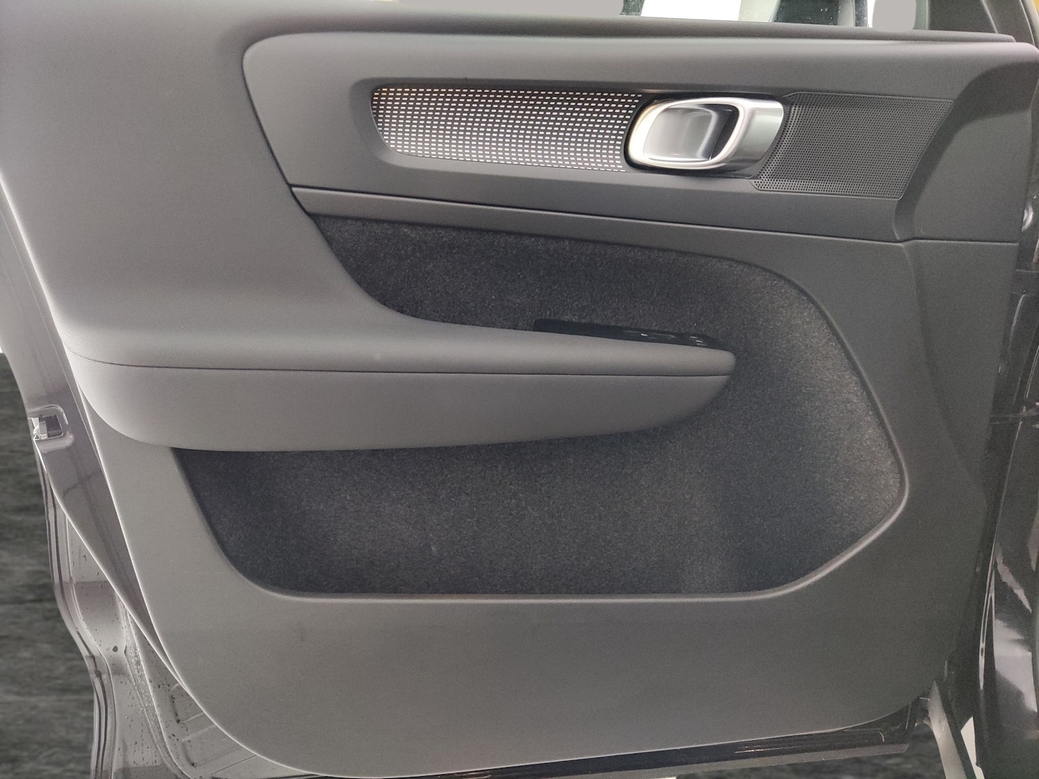 Used Volvo XC40 2022 for sale - 78103988: Photo 28