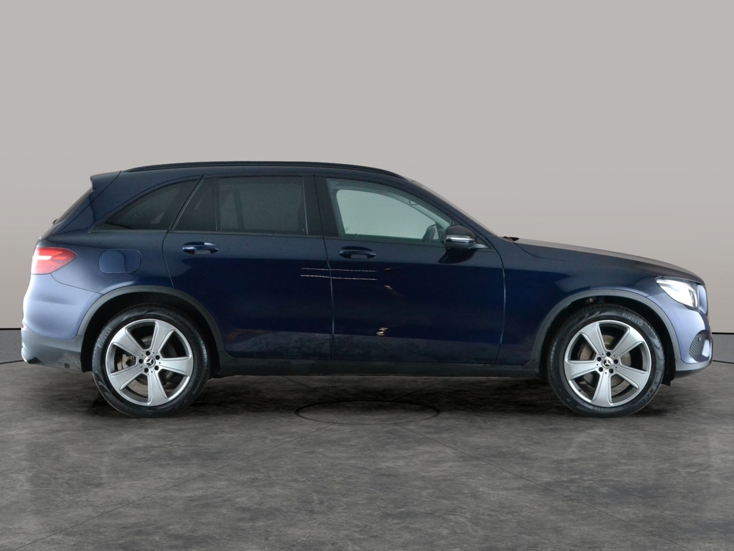 Used Mercedes-Benz GLC 2018 for sale - 77413148: Photo 10