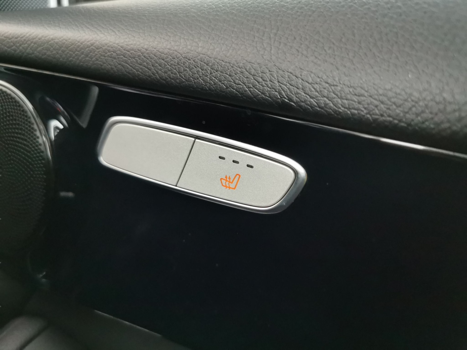 Used Mercedes-Benz GLC 2018 for sale - 77413148: Photo 18