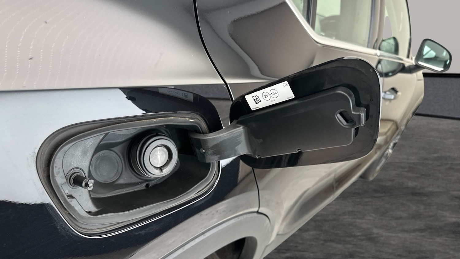Used Volvo XC40 2021 for sale - 76344792: Photo 15
