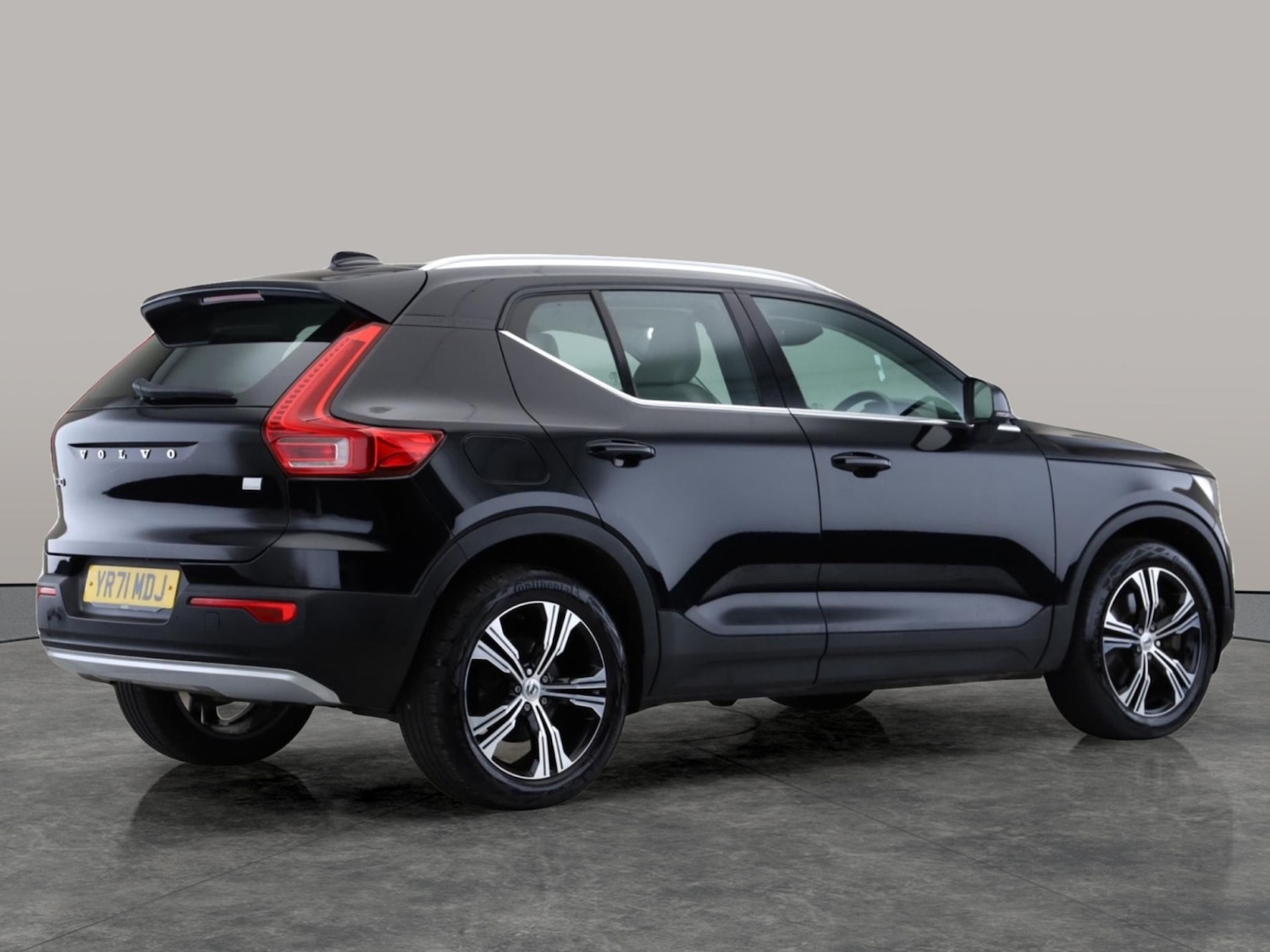 Used Volvo XC40 2021 for sale - 76344792: Photo 7