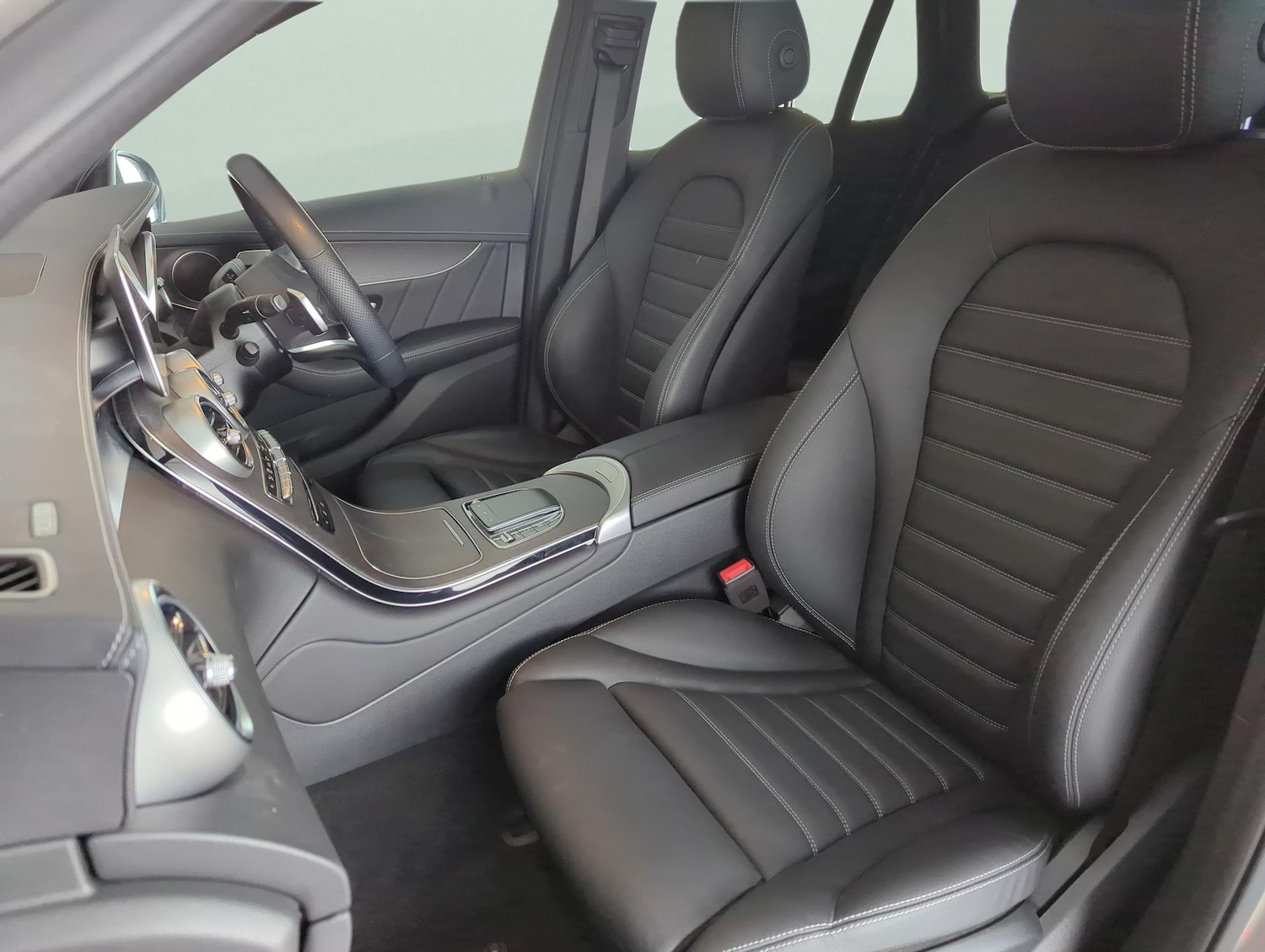 Used Mercedes-Benz GLC 2022 for sale - 77846145: Photo 7