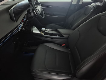 Used Kia EV6 2023 for sale - 79022123: Photo