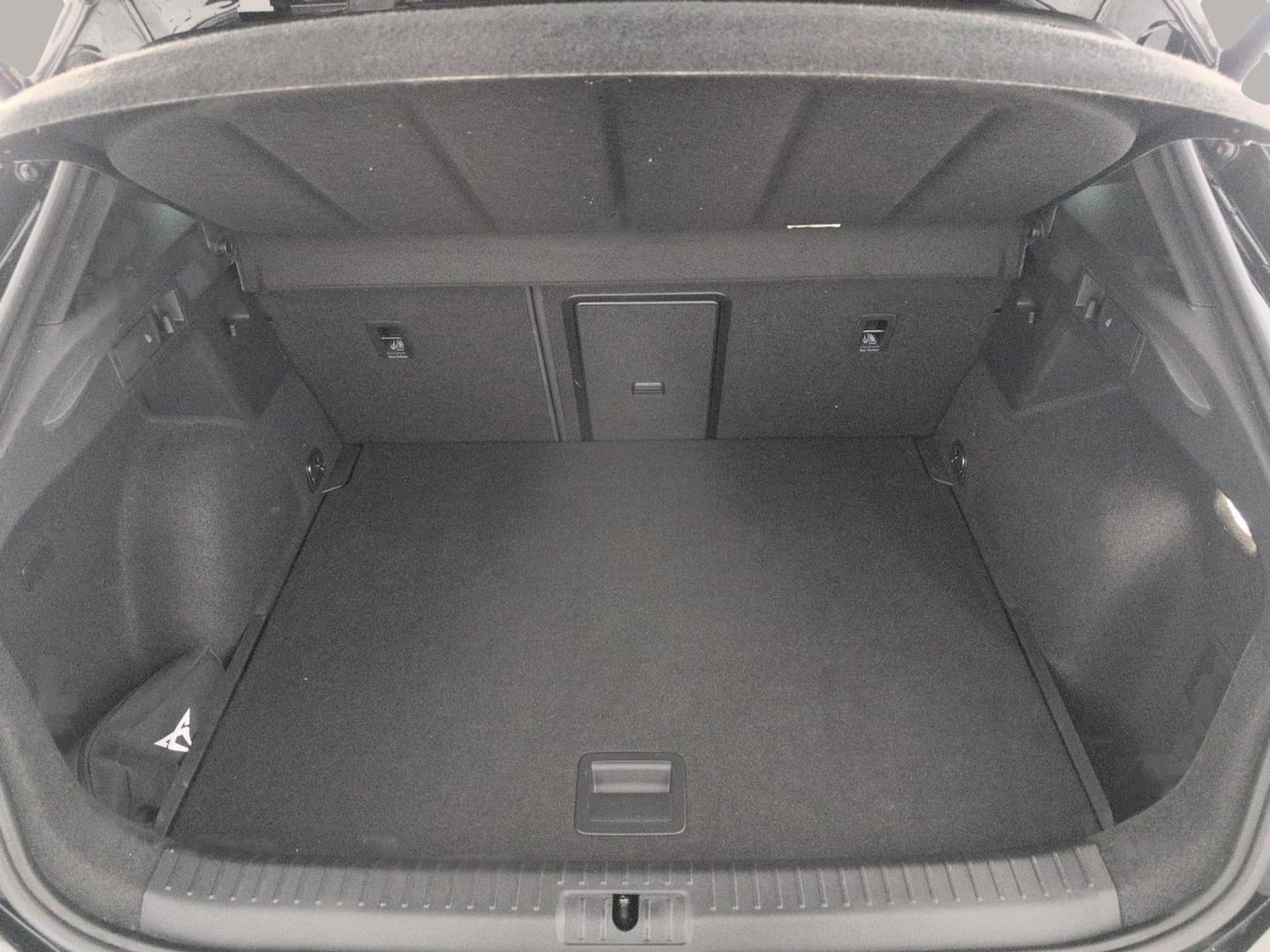 Used Cupra Formentor 2023 for sale - 76428514: Photo 49