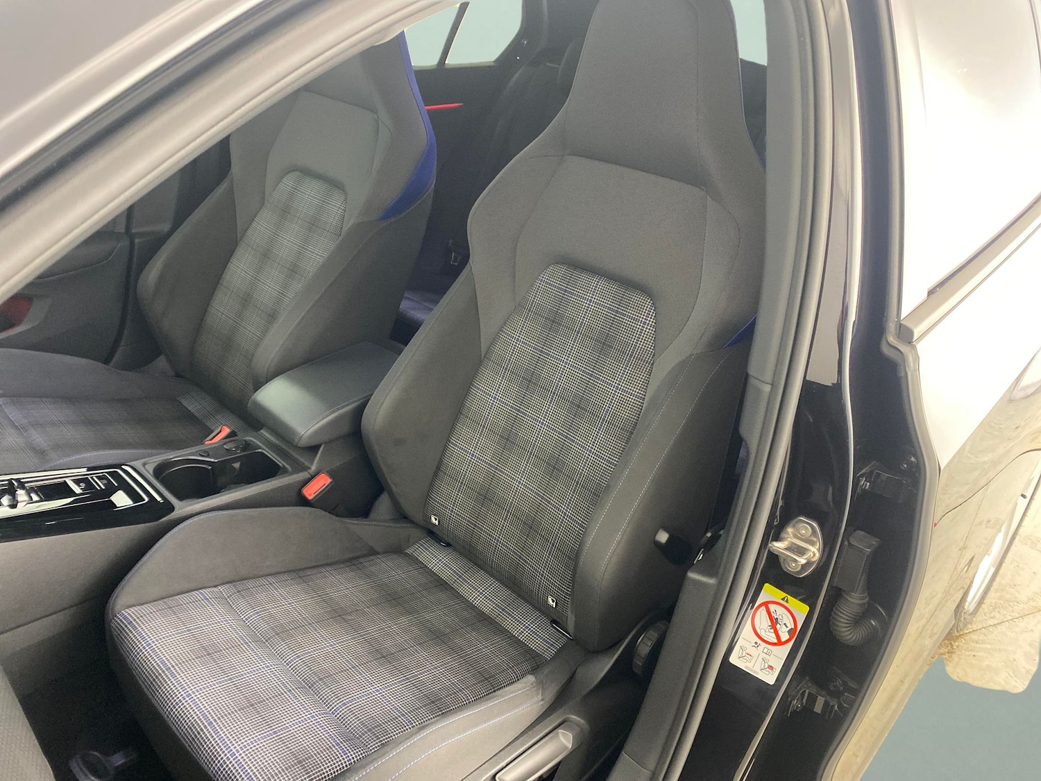 Used Volkswagen Golf 2023 for sale - 77995476: Photo 14