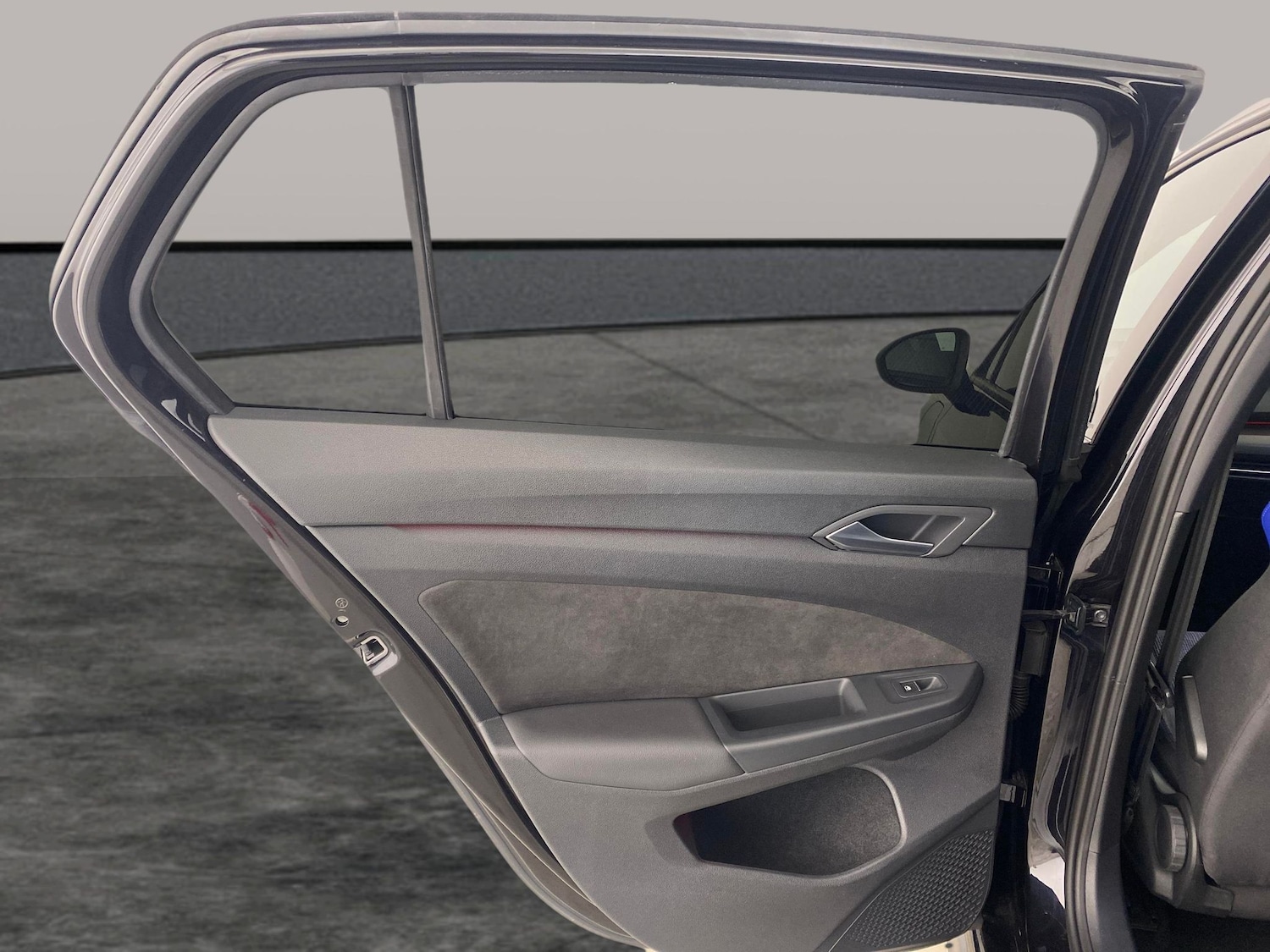 Used Volkswagen Golf 2023 for sale - 77995476: Photo 27