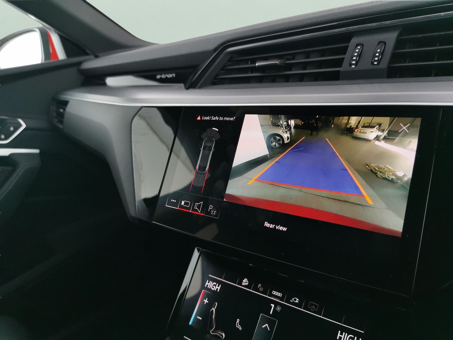 Used Audi e-tron 2022 for sale - 77225553: Photo 21