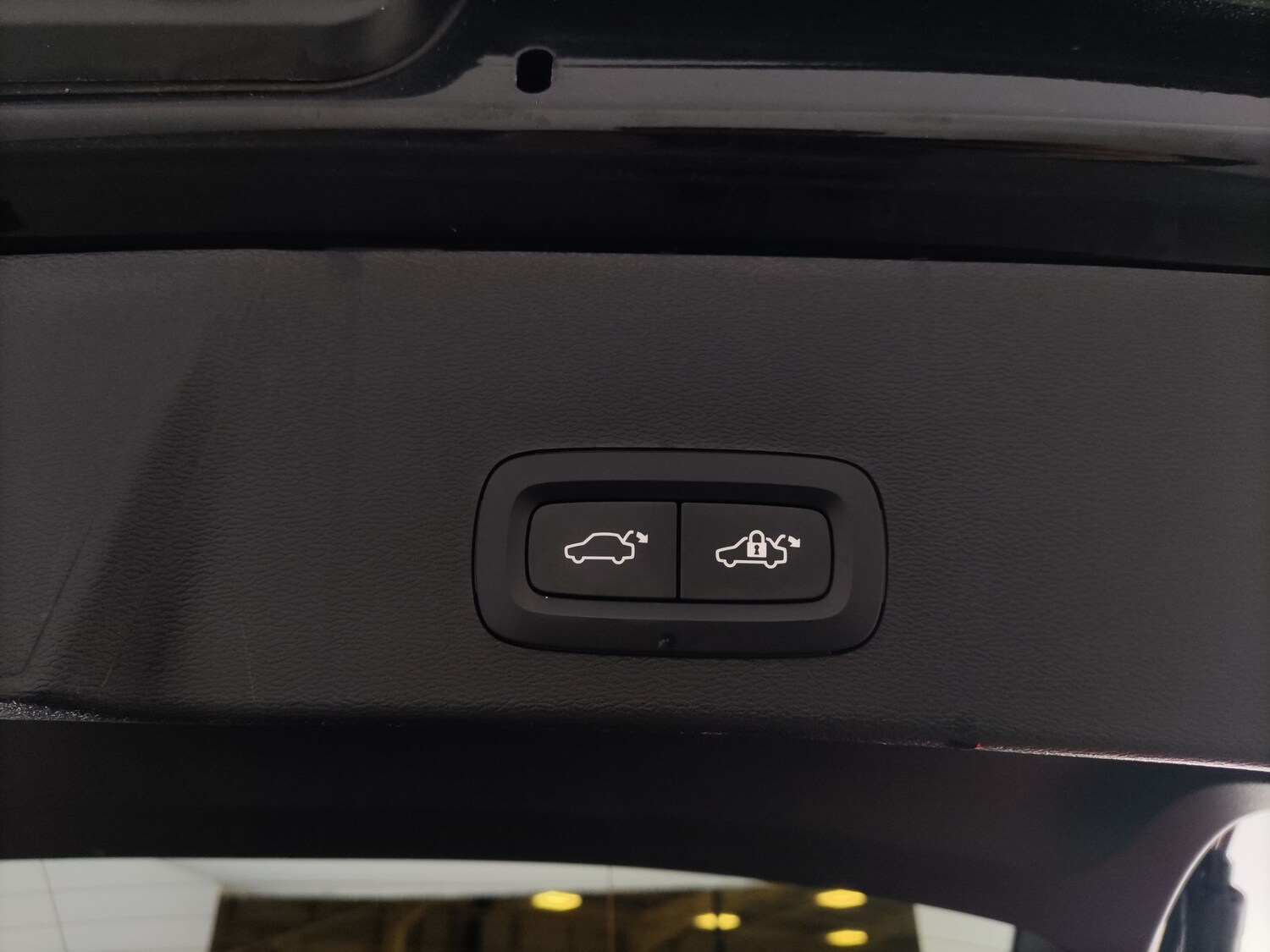 Used Volvo XC40 2023 for sale - 78218491: Photo 15