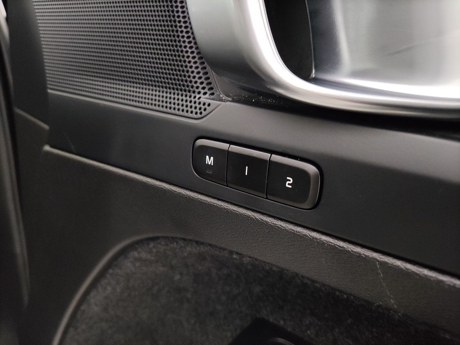 Used Volvo XC40 2023 for sale - 78218491: Photo 18