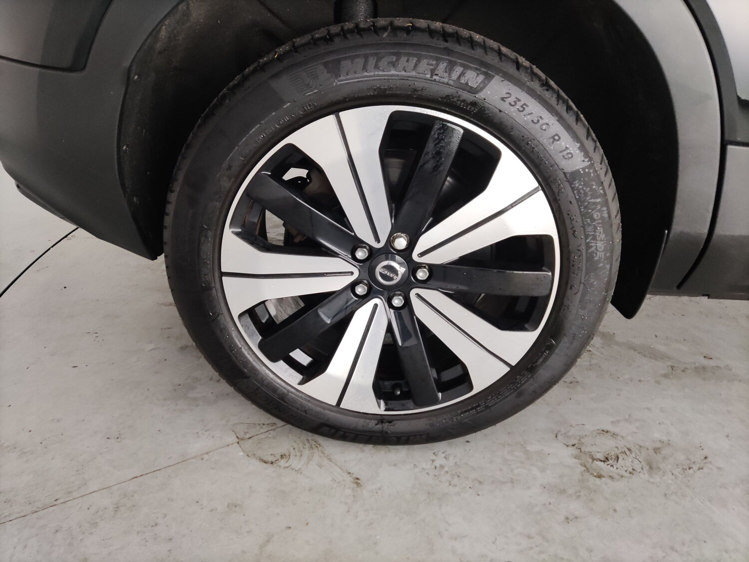 Used Volvo XC40 2023 for sale - 78218491: Photo 29