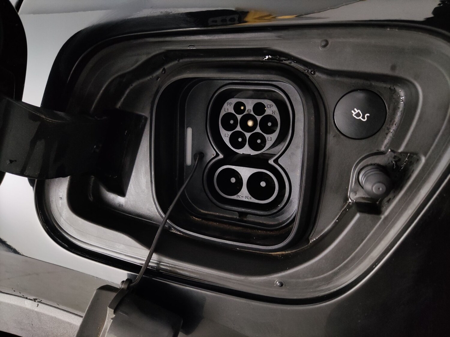 Used Volvo XC40 2023 for sale - 78218491: Photo 36