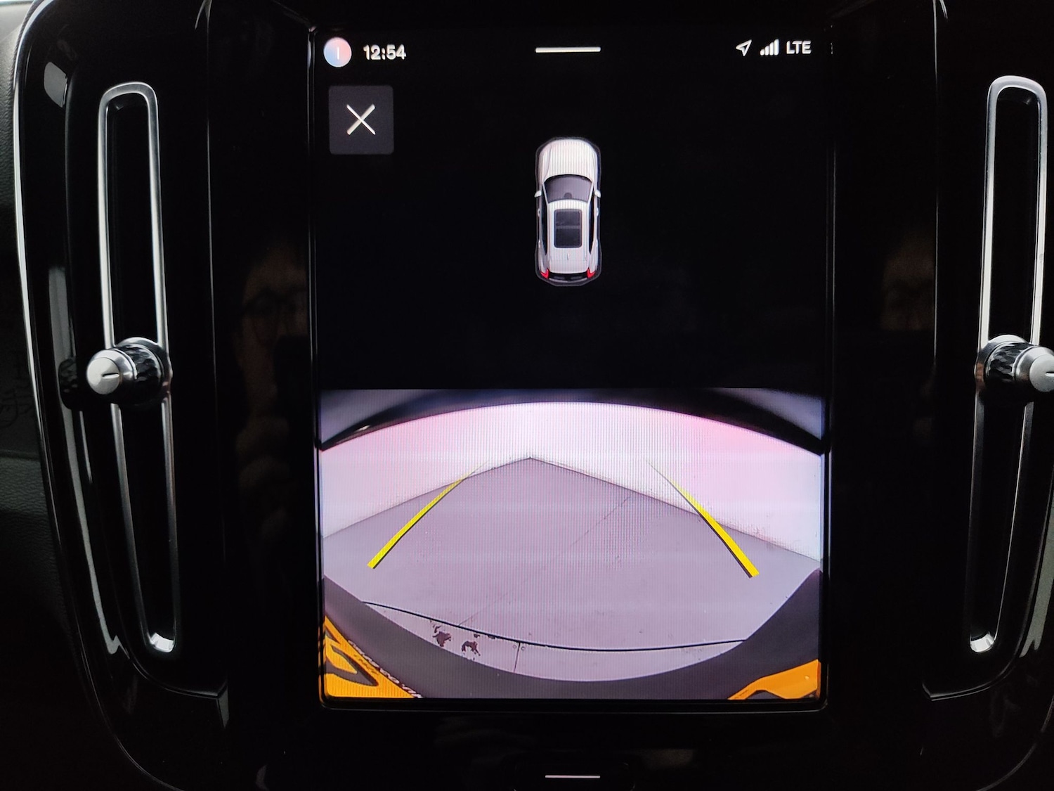 Used Volvo XC40 2023 for sale - 78218491: Photo 5