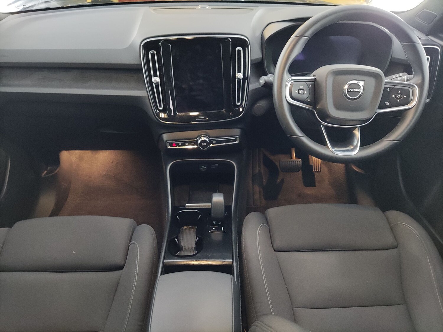 Used Volvo XC40 2023 for sale - 78218491: Photo 7