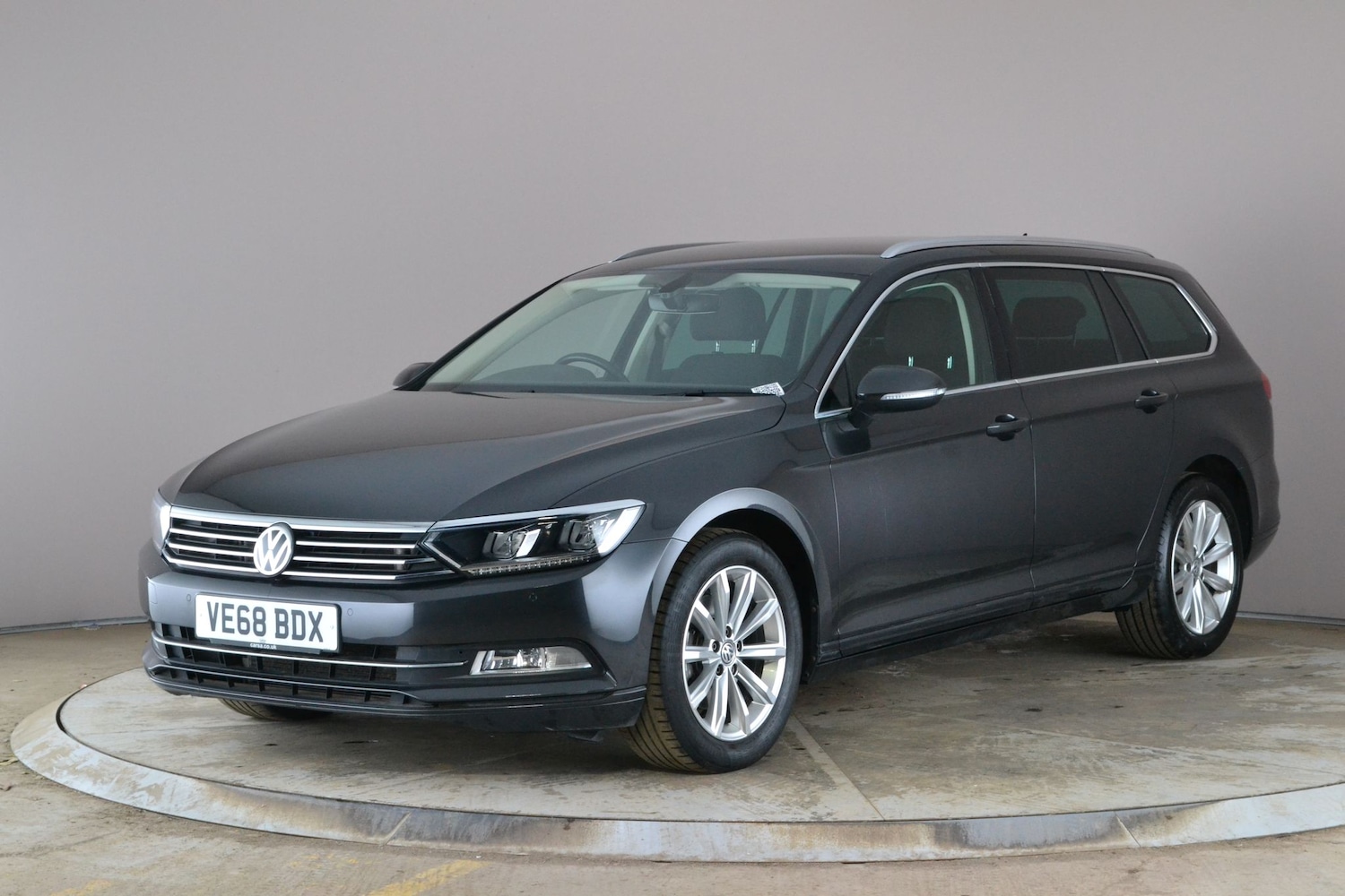 Used Volkswagen Passat 2019 for sale - 78199676: Photo 1