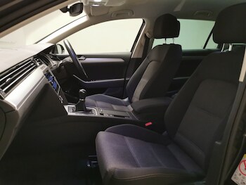 Used Volkswagen Passat 2019 for sale - 78199676: Photo