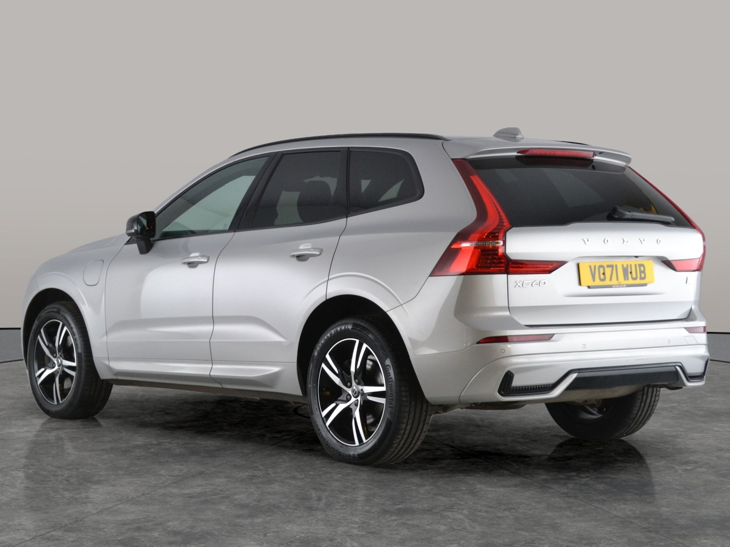 Used Volvo XC60 2021 for sale - 76859755: Photo 9