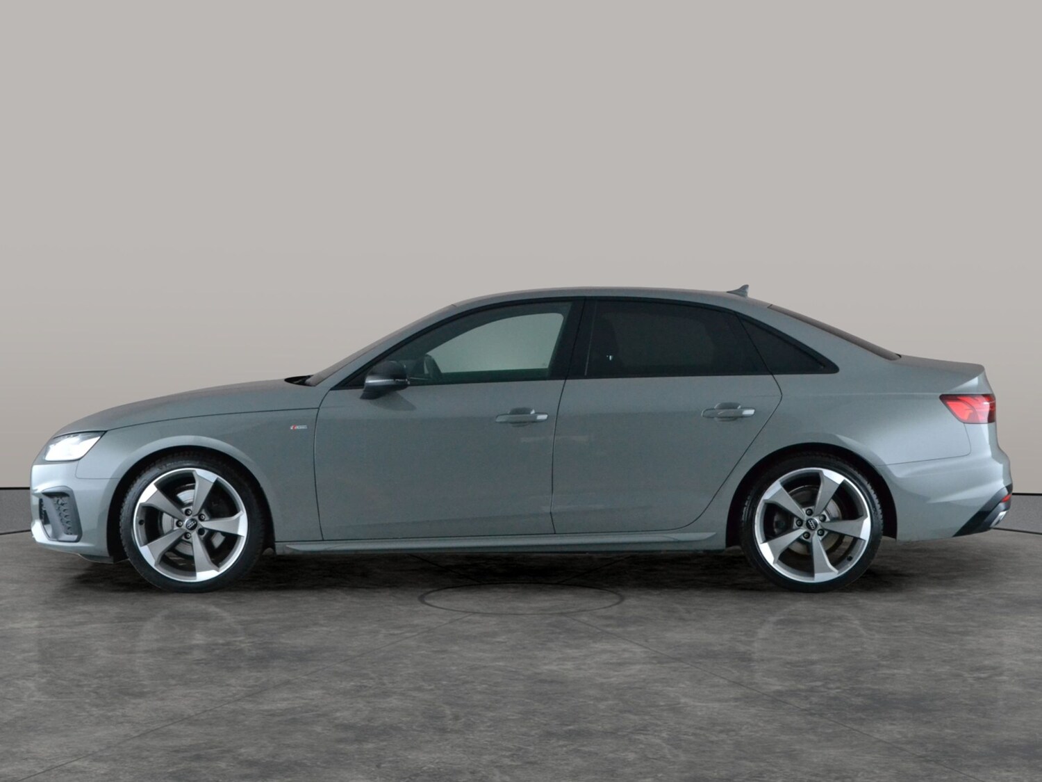 Used Audi A4 2020 for sale - 77746488: Photo 14