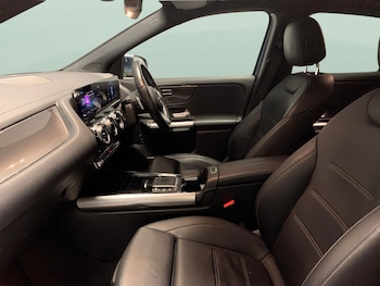 Used Mercedes-Benz GLA 2021 for sale - 76999631: Photo