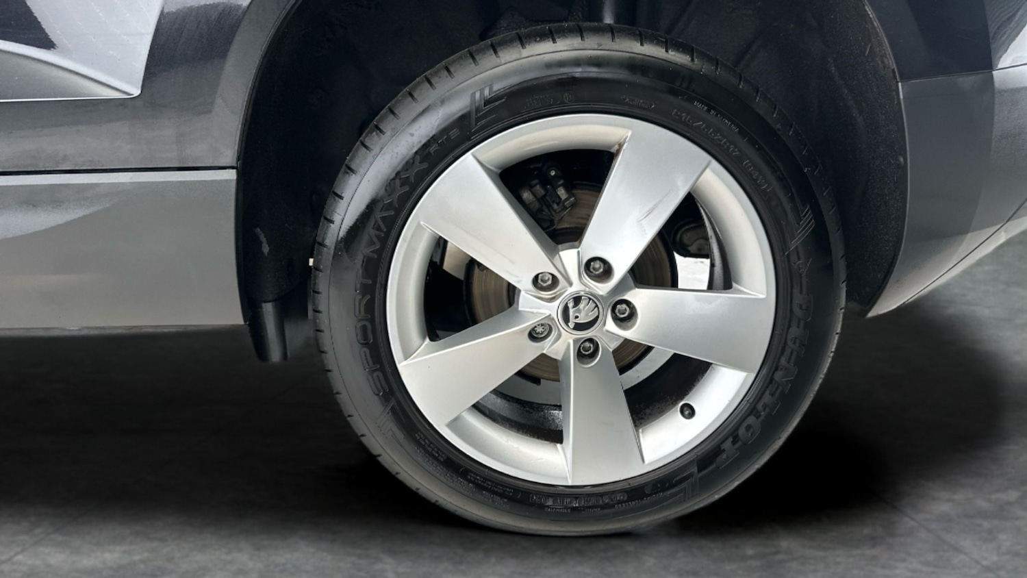 Used Skoda Karoq 2021 for sale - 77034085: Photo 10