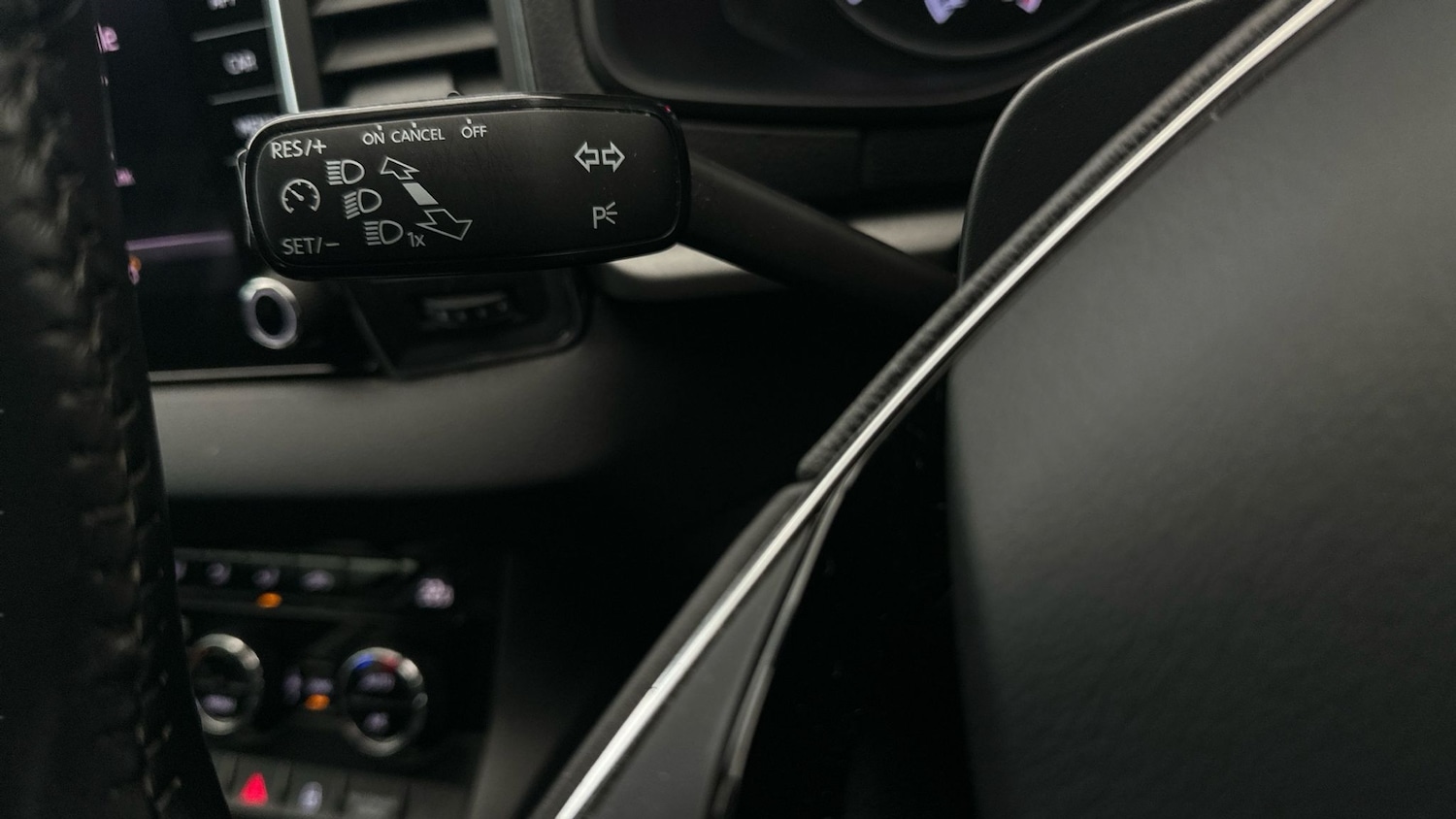 Used Skoda Karoq 2021 for sale - 77034085: Photo 22