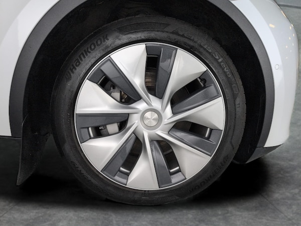 Used Tesla Model Y 2022 for sale - 76290708: Photo 35