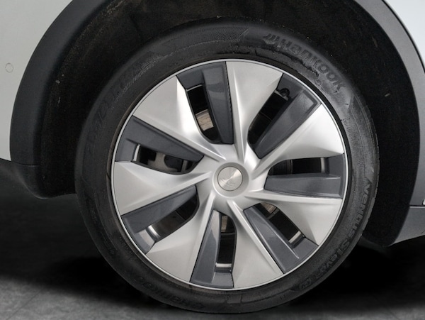 Used Tesla Model Y 2022 for sale - 76290708: Photo 37