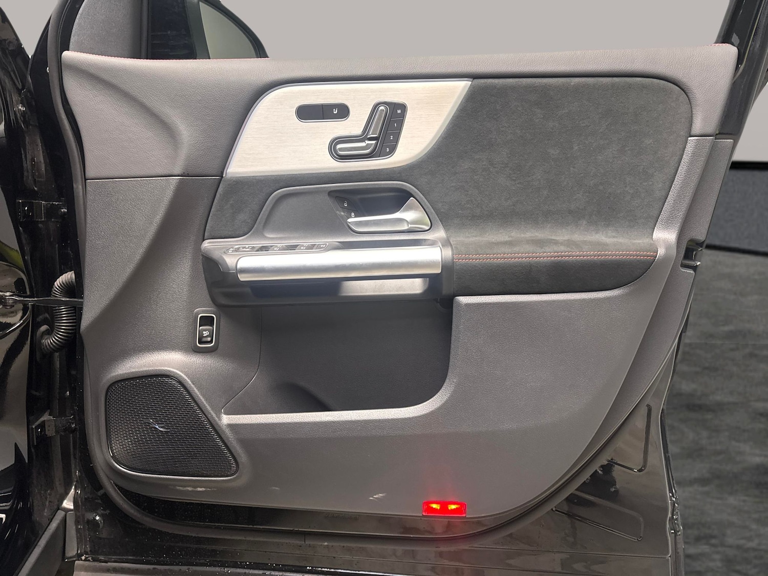 Used Mercedes-Benz EQA 2023 for sale - 77312595: Photo 28