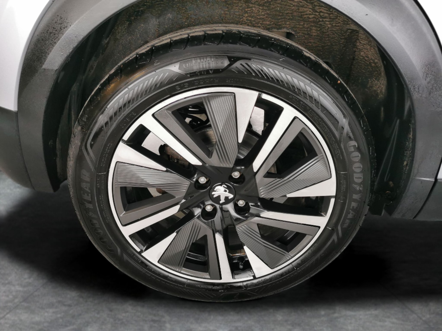 Used Peugeot 2008 2021 for sale - 77846154: Photo 27