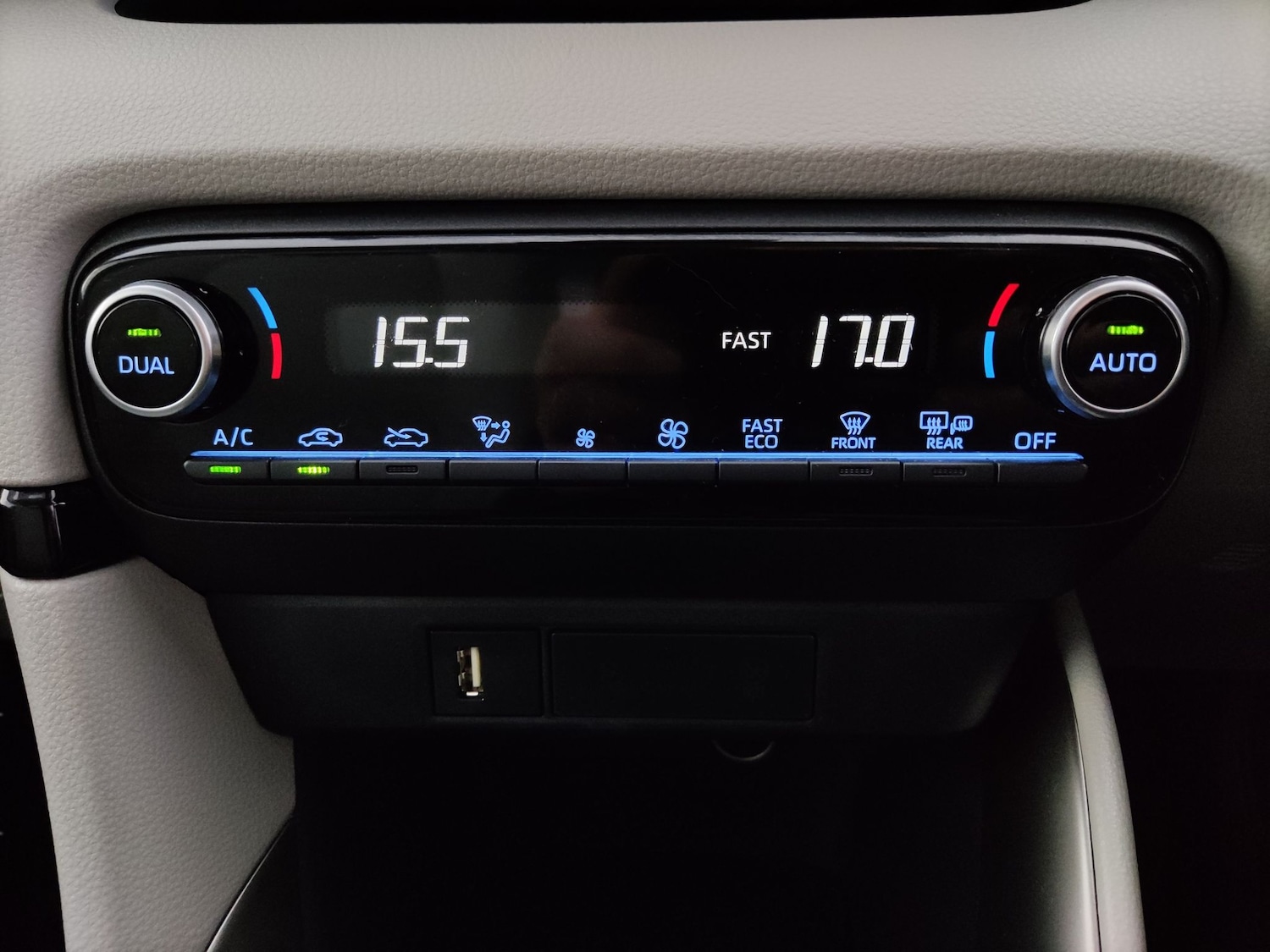 Used Toyota Yaris 2021 for sale - 78082079: Photo 20