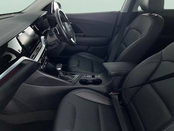 Used Kia Niro 2021 for sale - 76526022: Photo