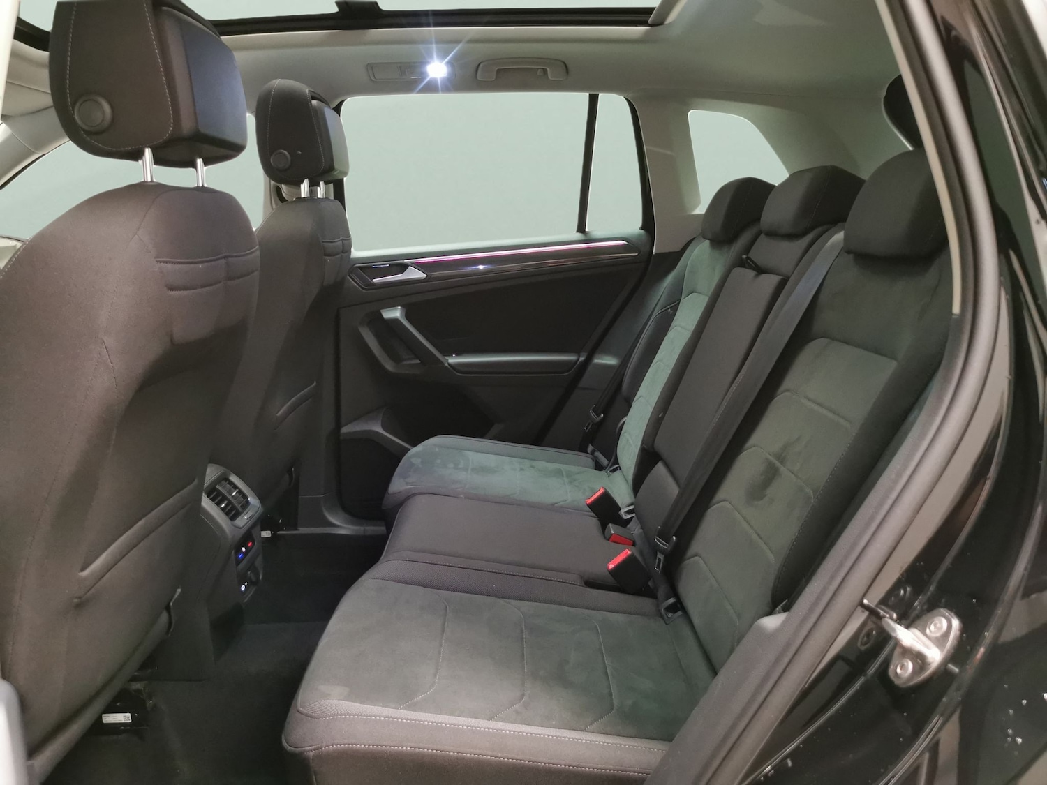 Used Volkswagen Tiguan 2020 for sale - 78094231: Photo 25