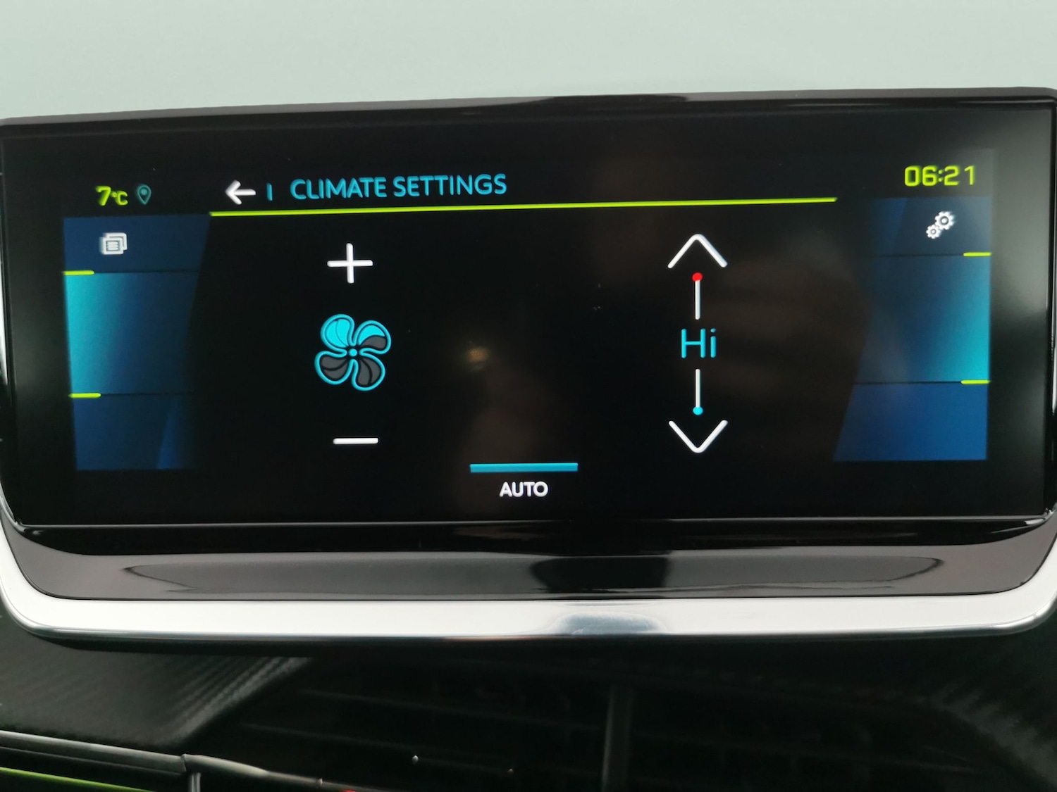 Used Peugeot 2008 2021 for sale - 77256002: Photo 18