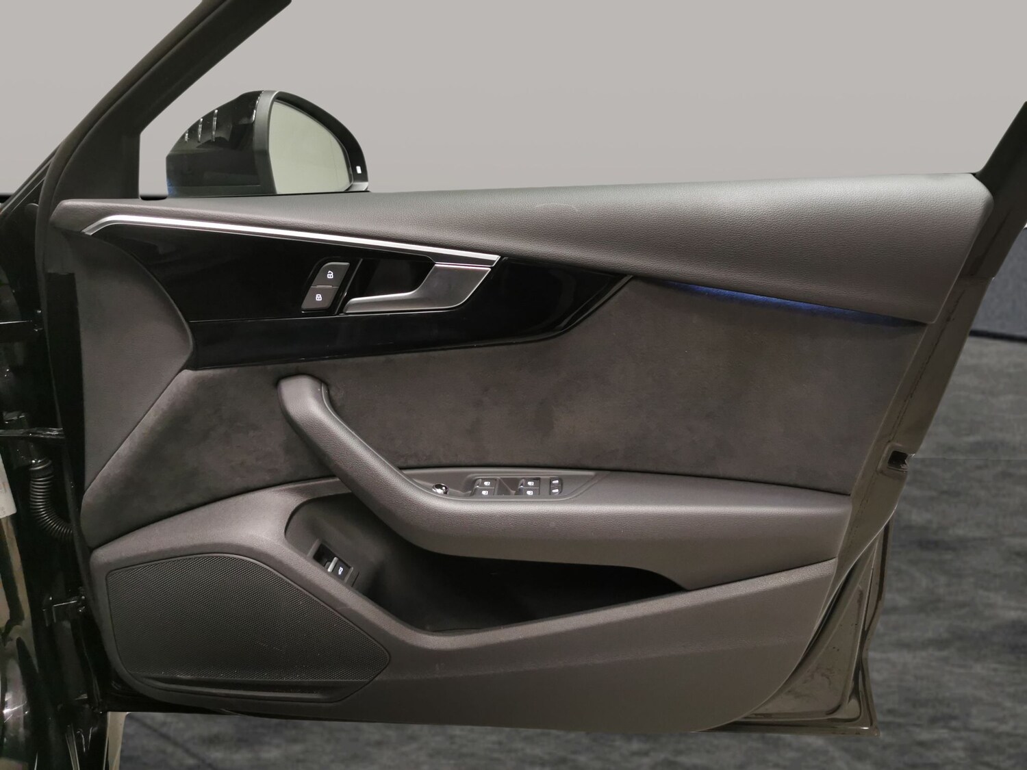 Used Audi A4 Avant for sale - 77364886: Photo 31