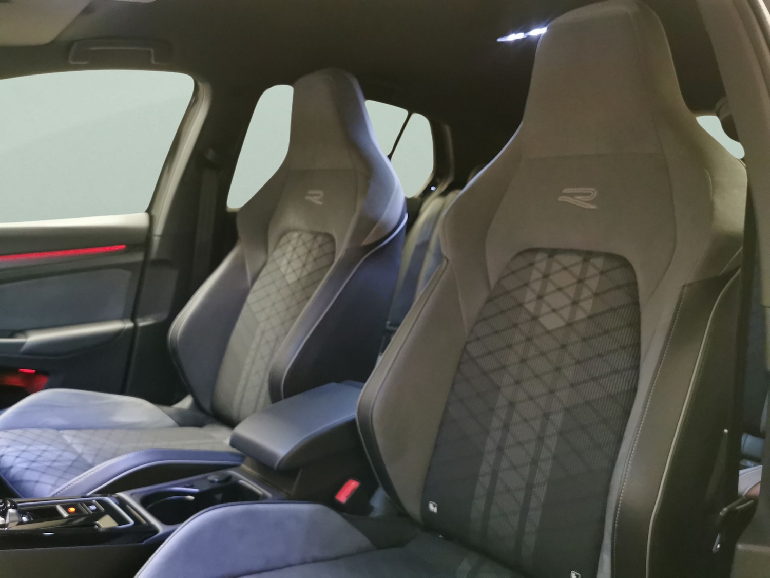 Used Volkswagen Golf 2022 for sale - 76941180: Photo 14