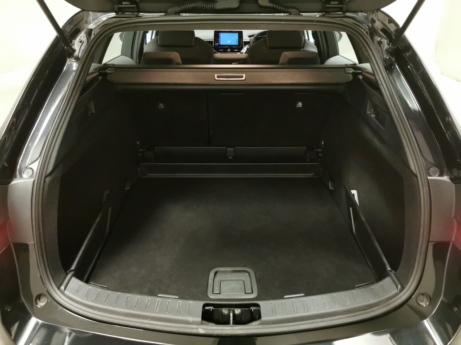 Used Toyota Corolla 2023 for sale - 77592595: Photo 31