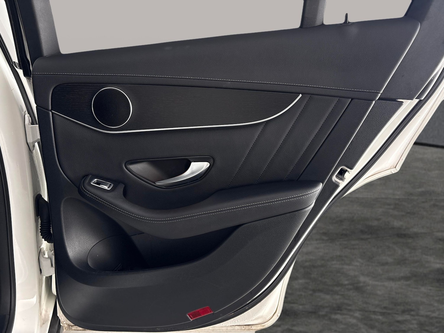 Used Mercedes-Benz GLC 2020 for sale - 77460908: Photo 32