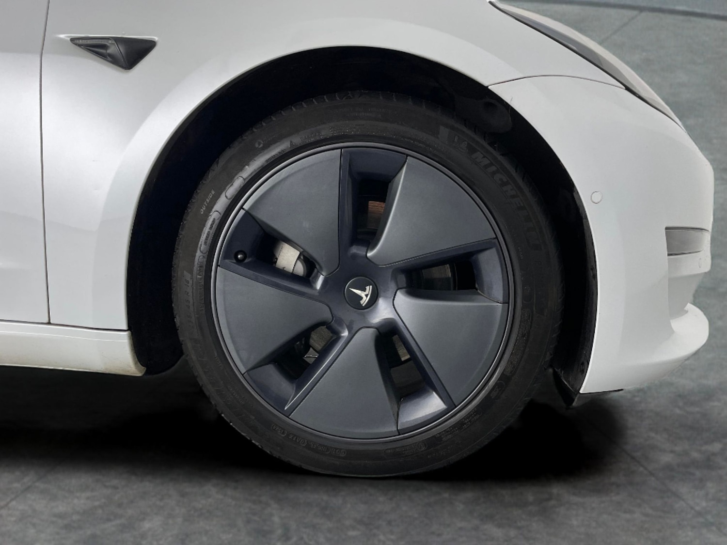 Used Tesla Model 3 2021 for sale - 76835246: Photo 34