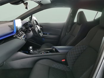 Used Toyota C-HR undefined for sale - 78521284: Photo