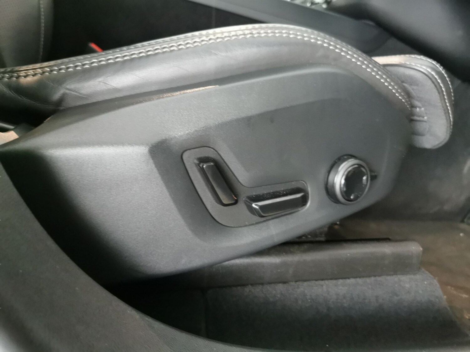 Used Volvo XC60 2020 for sale - 77558244: Photo 23