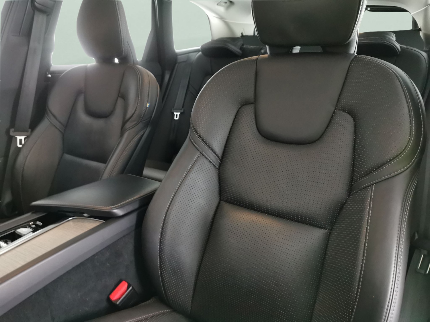 Used Volvo XC60 2020 for sale - 77558244: Photo 6