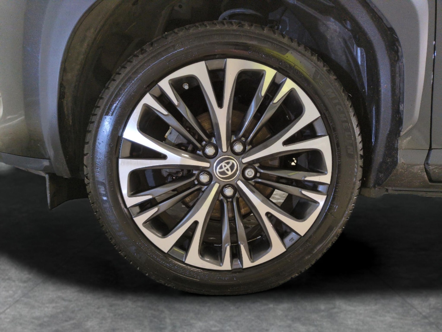 Used Toyota Yaris Cross 2022 for sale - 77702983: Photo 22