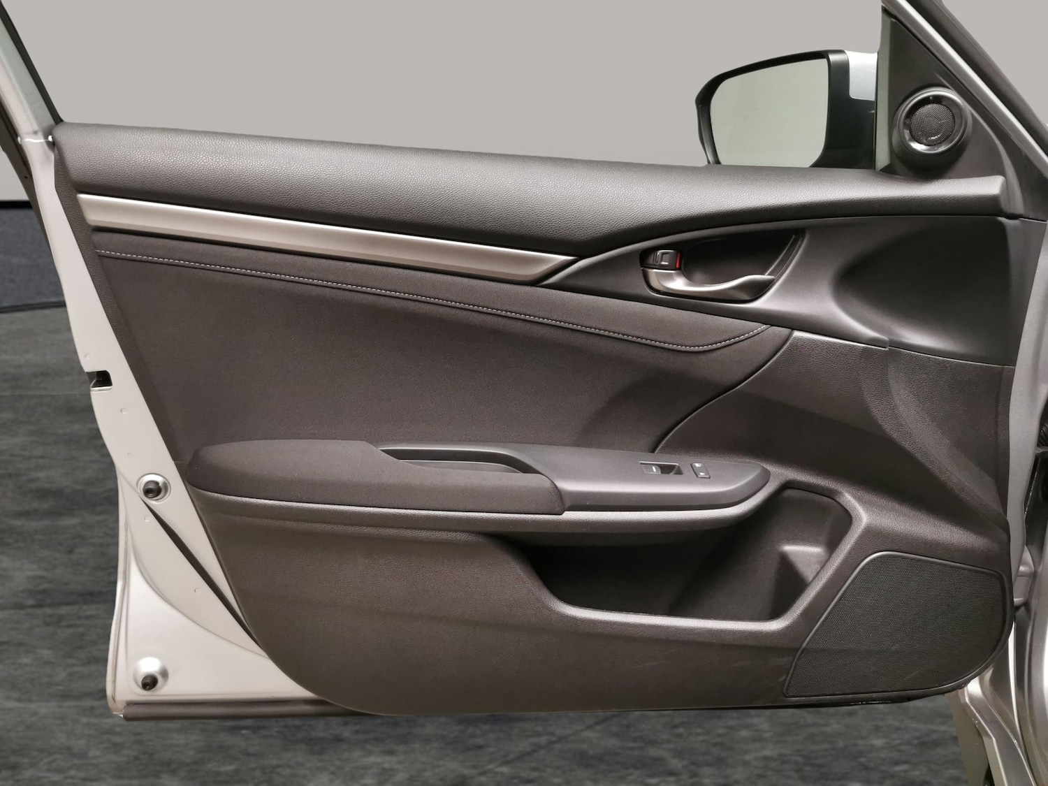 Used Honda Civic 2018 for sale - 77797283: Photo 25