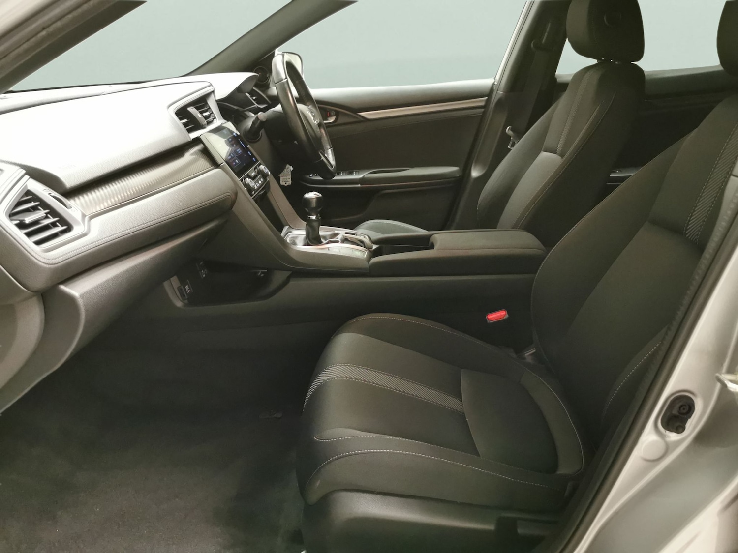 Used Honda Civic 2018 for sale - 77797283: Photo 4