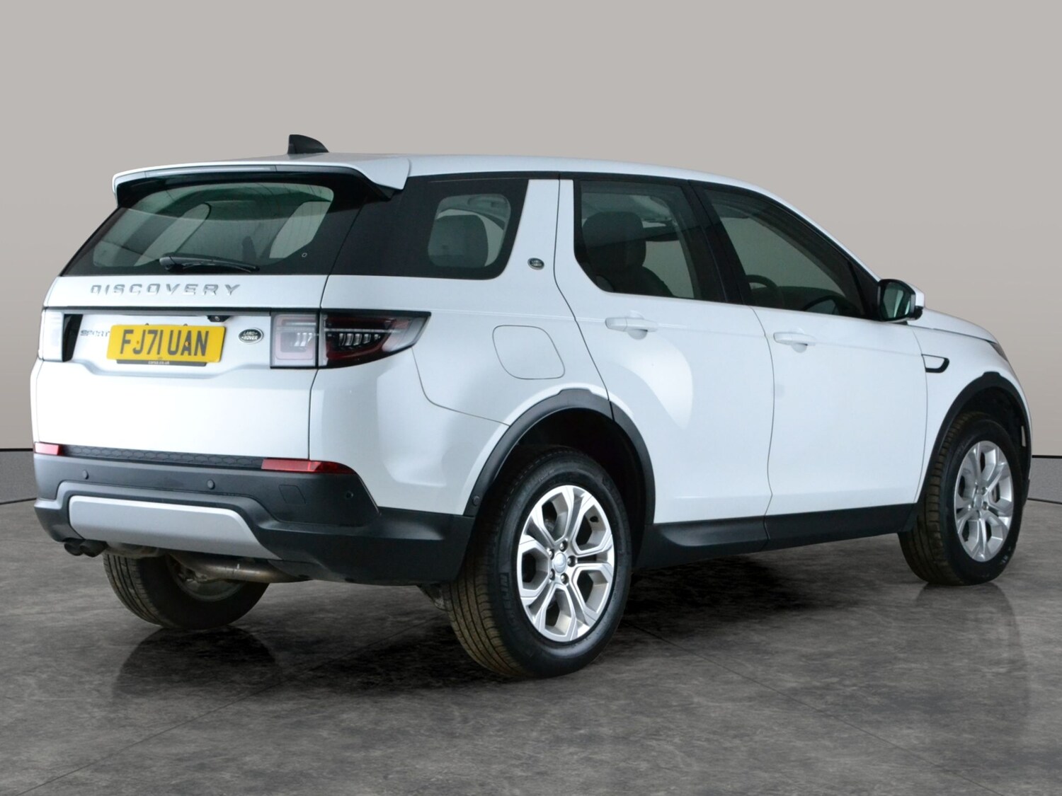 Used Land Rover Discovery Sport 2021 for sale - 78149318: Photo 11