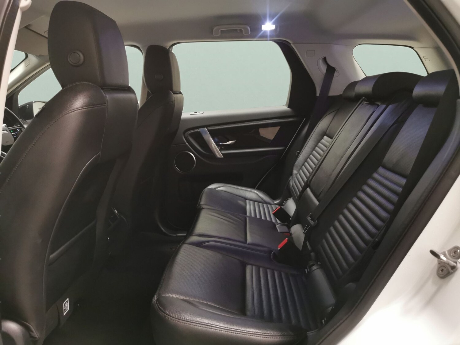 Used Land Rover Discovery Sport 2021 for sale - 78149318: Photo 24