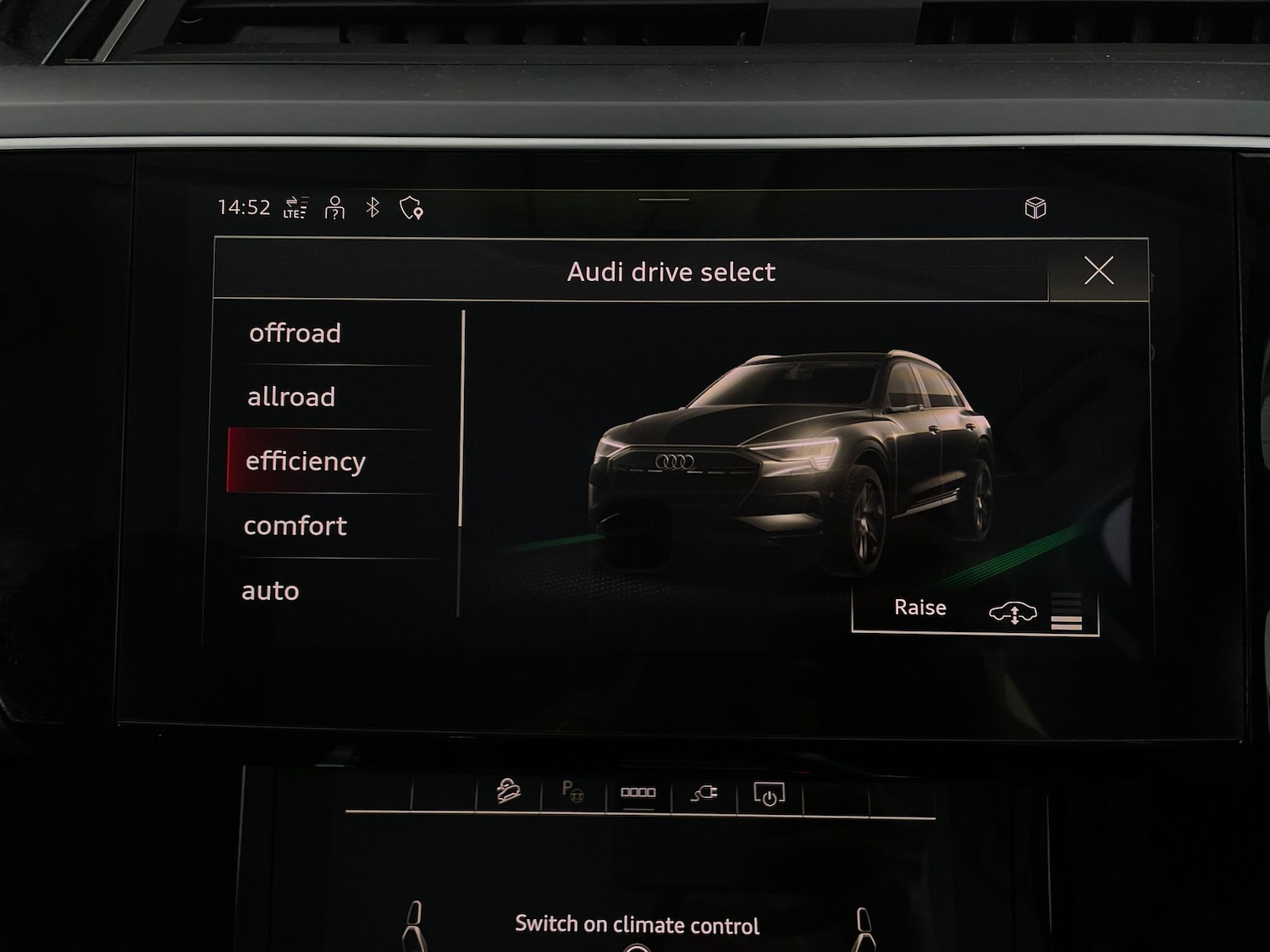 Used Audi e-tron 2021 for sale - 76948827: Photo 18