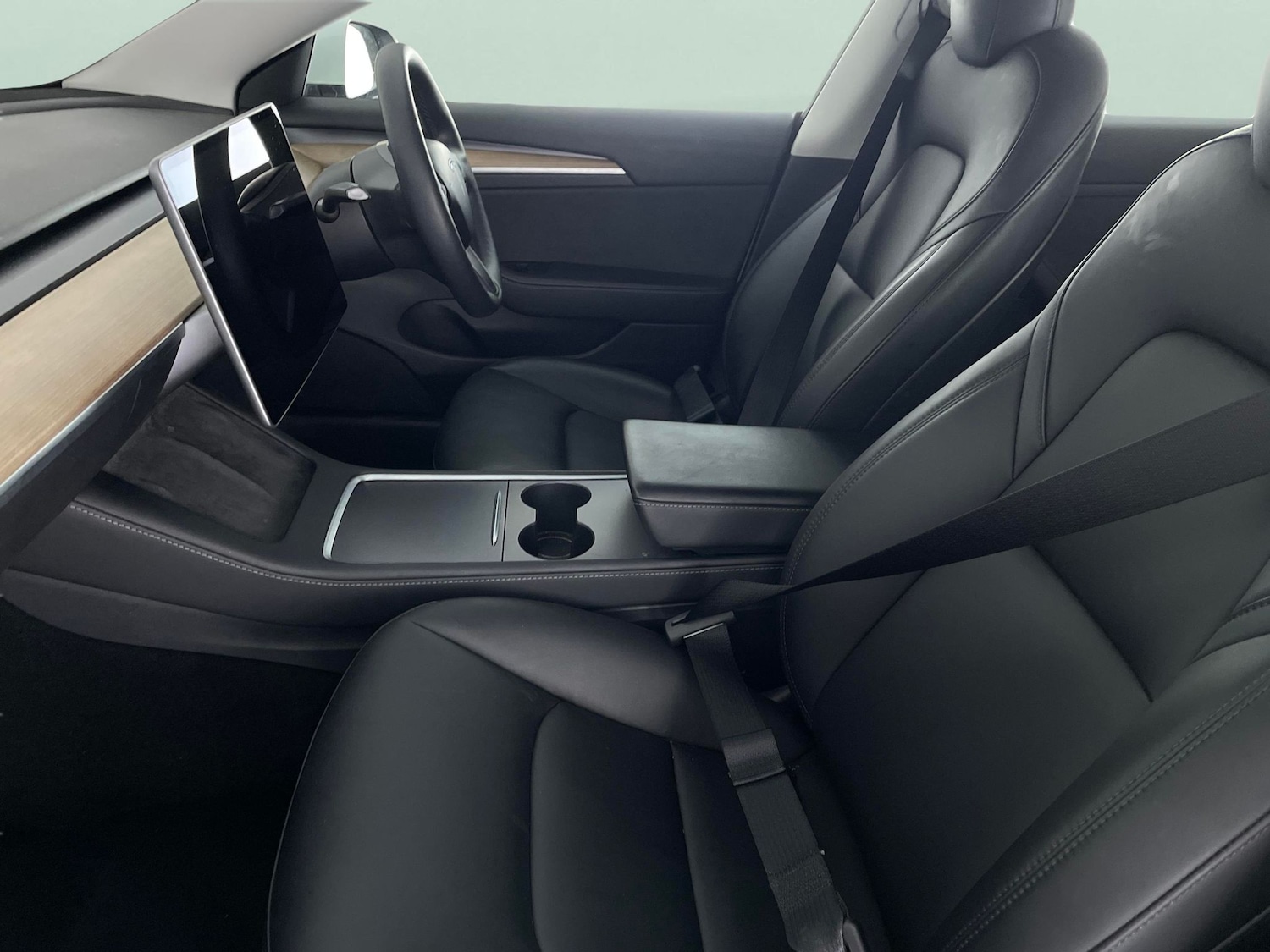 Used Tesla Model 3 2021 for sale - 76960558: Photo 4