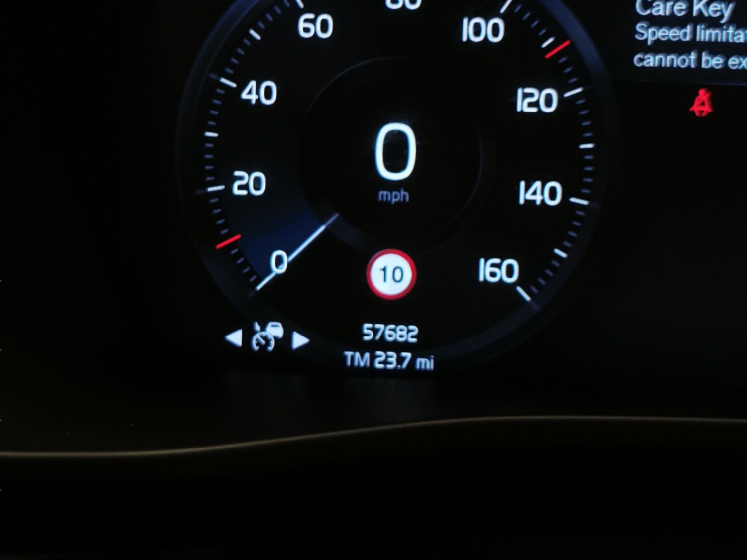 Used Volvo XC40 2022 for sale - 77833689: Photo 29