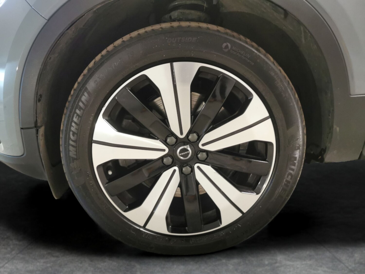 Used Volvo XC40 2022 for sale - 77833689: Photo 31